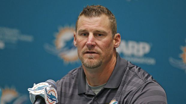 Dan Campbell Dan Campbell39s appendix once exploded on team flight and