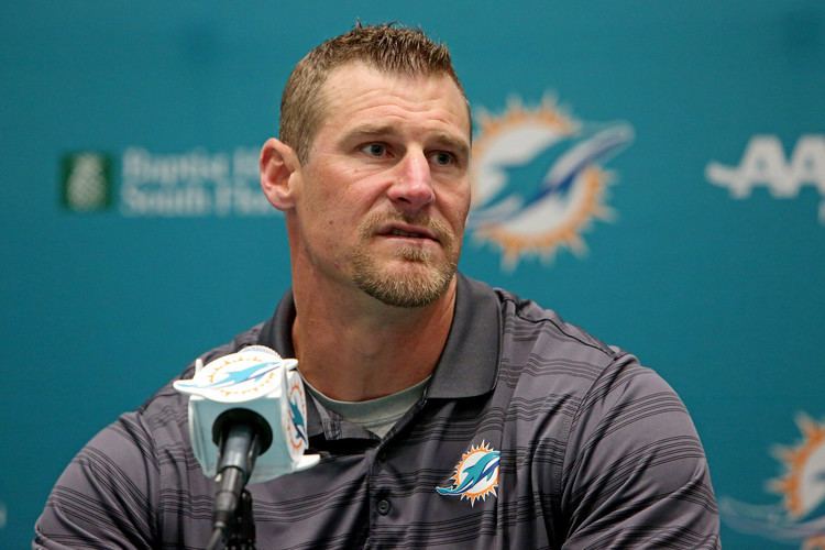 Dan Campbell Can Dan Campbell get the Dolphins to the playoffs Sun