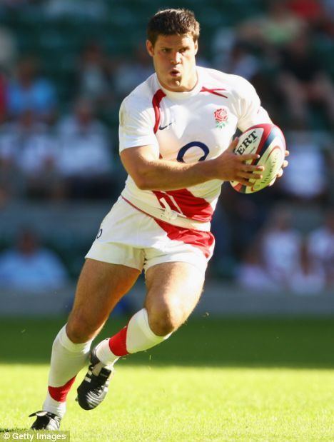 Dan Hipkiss England call on Leicester39s Dan Hipkiss to stand in for