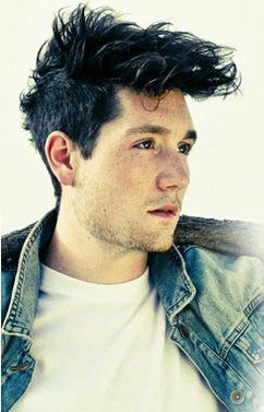 Dan Smith (singer) Can I say just how adorable is Dan Smith the lead singer from