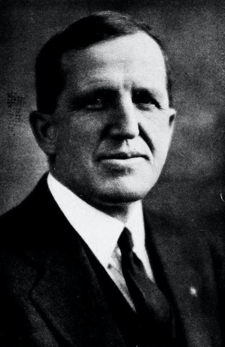 Dan W. Turner