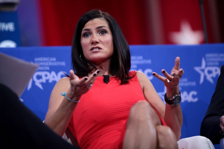 Dana Loesch FileDana Loesch 16482767107jpg Wikimedia Commons