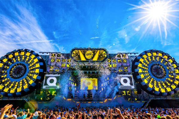 Dance Valley Dance Valley 2016 in Spaarnwoude Netherlands Festicket