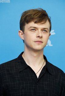 Dane DeHaan iamediaimdbcomimagesMMV5BMTUzOTgwNjg0OV5BMl5