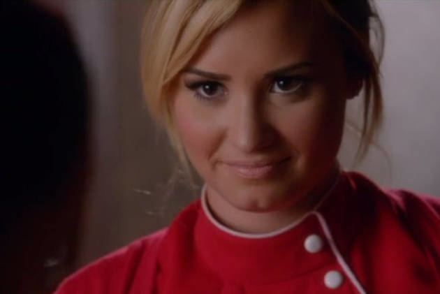 Dani (Glee) Demi Lovato on Glee First Video Dani and Santana39s Flirty Encounter