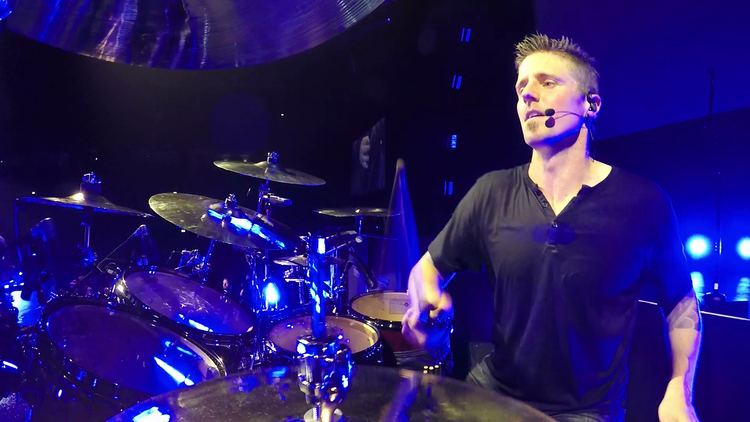 Daniel Adair On The Beat with Daniel Adair of Nickelback Singing and Playing the