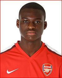 Daniel Boateng Ghanaian youngster Boateng signs new Arsenal deal