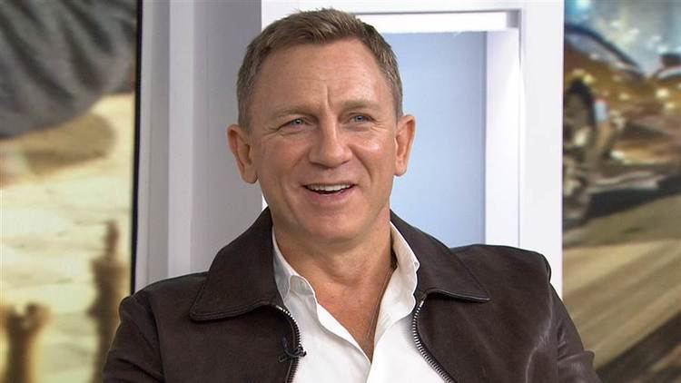 Daniel Craig in ad campaign for Vodafone GigaTV