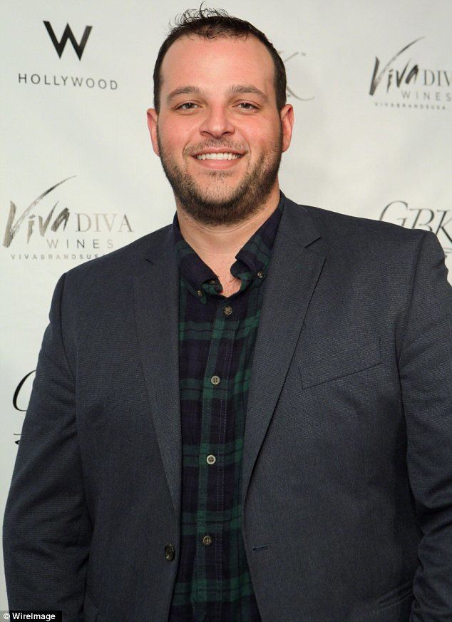 Daniel Franzese Daniel Franzese comes out as gay in letter to his Mean