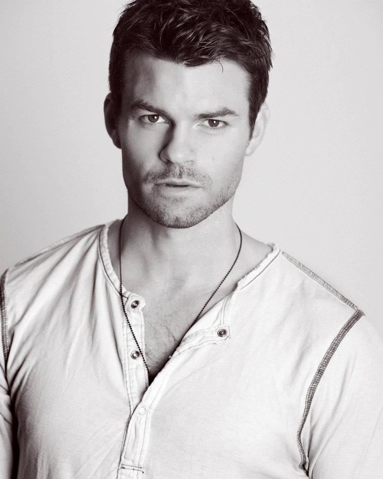 Daniel Gillies JaeHa Kim Go Away With Daniel Gillies