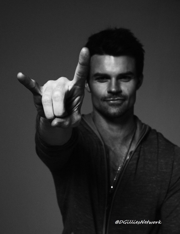 Daniel Gillies Daniel Gillies Daniel Gillies Photo 36665143 Fanpop