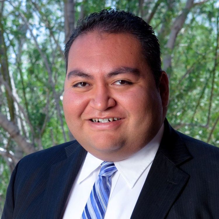 Daniel Hernández Jr. From the Editor Why Daniel Hernandez doesn39t deserve your vote