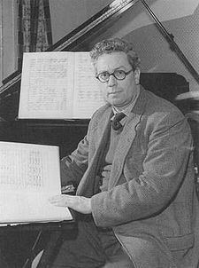 Daniel Jones (composer) httpsuploadwikimediaorgwikipediaenthumb7