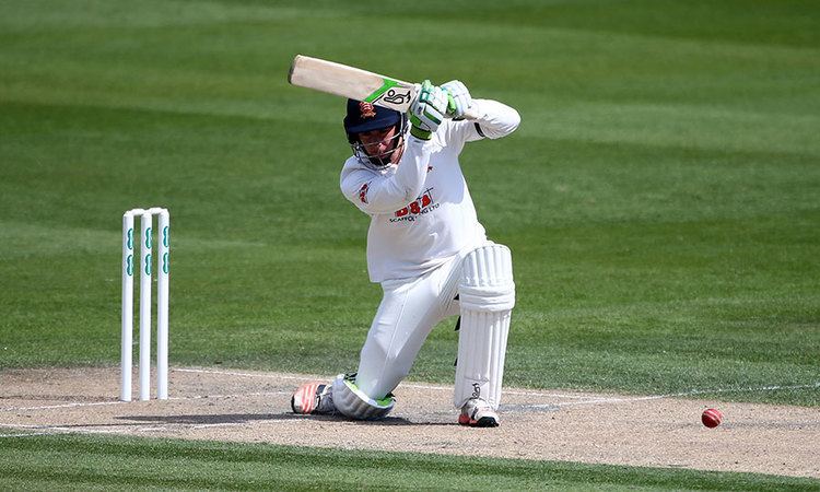 Daniel Lawrence Dan Lawrence joins Essex fifty club on wet day Cricket ESPN Cricinfo