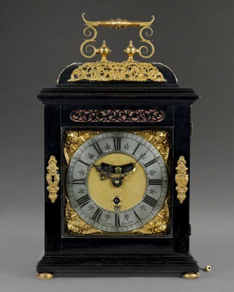 Daniel Quare An antique clock by DANIEL QUARE London c1695