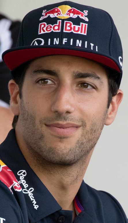 Daniel Ricciardo httpsuploadwikimediaorgwikipediacommons22