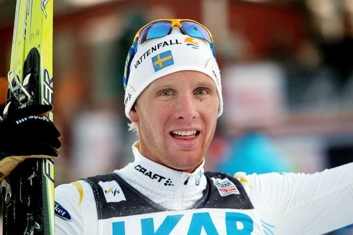 Daniel Richardsson OShjlten skadad i ddskraschen Skidor Vintersport