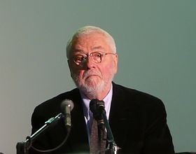 Daniel Roche (historian) httpsuploadwikimediaorgwikipediacommonsthu