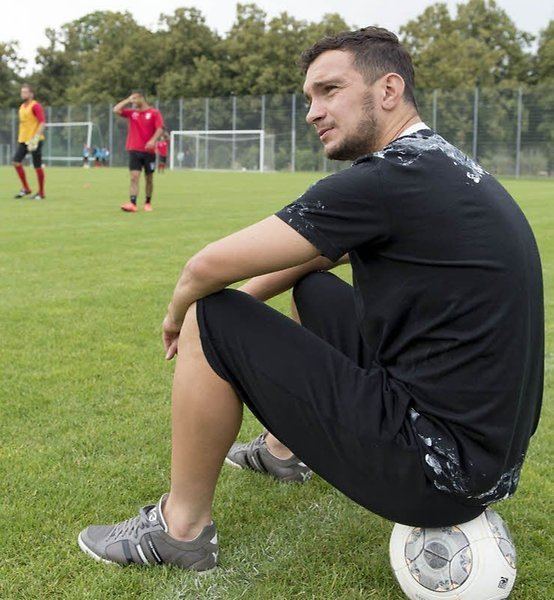 Daniel Ziebig Hallescher FC Ziebig warnt vor Aufstiegstrumen