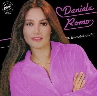 Daniela Romo Daniela Romo valelapenaescuchar