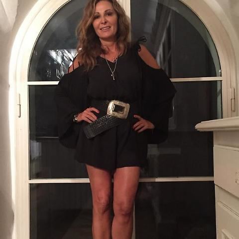 Daniela Santanchè Daniela Santanch la foto su Instagram con il vestitino nero