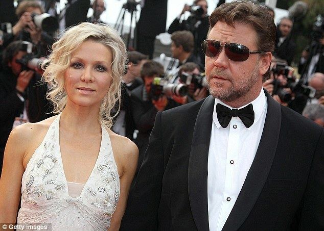 Danielle Spencer (Australian singer) Russell Crowe beams in New York after split from wife