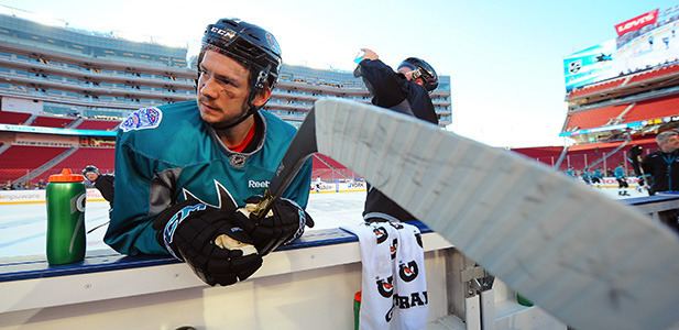 Daniil Tarasov Sharks Recall Forward Daniil Tarasov from Worcester Sharks