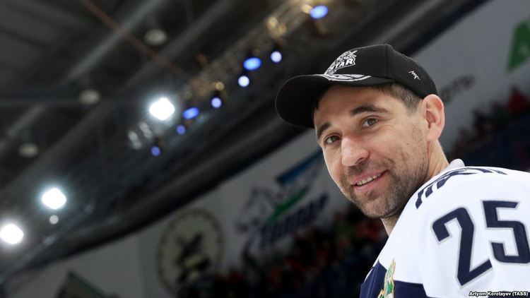 Danis Zaripov Russian Ice Hockey Star Zaripov Banned Until May 2019 For Doping