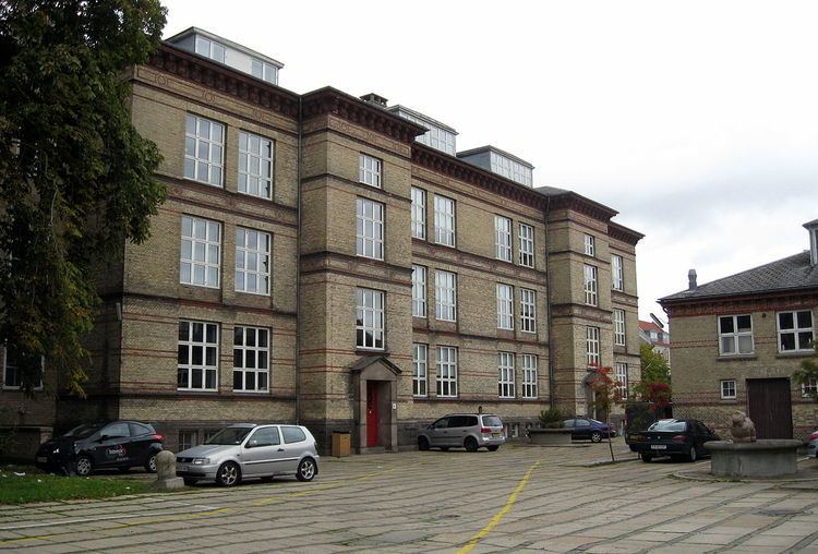 Danish Voksenuddannelsescenter (VUC)