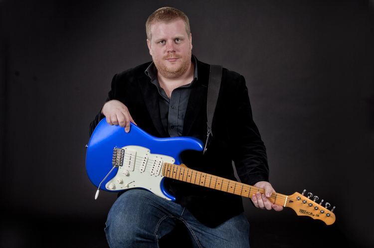 Danny Bryant UPCOMING DATES Danny Bryant Blues Guitarist
