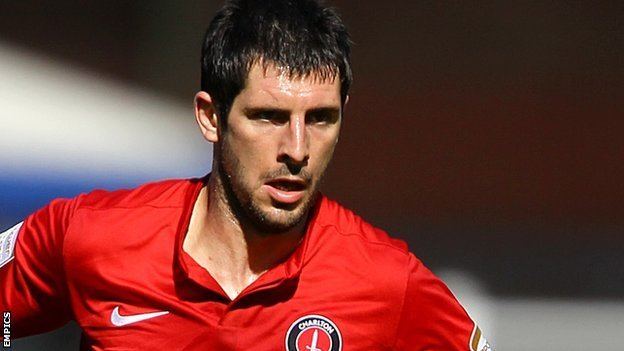 Danny Hollands BBC Sport Danny Hollands agrees Swindon Town loan extension