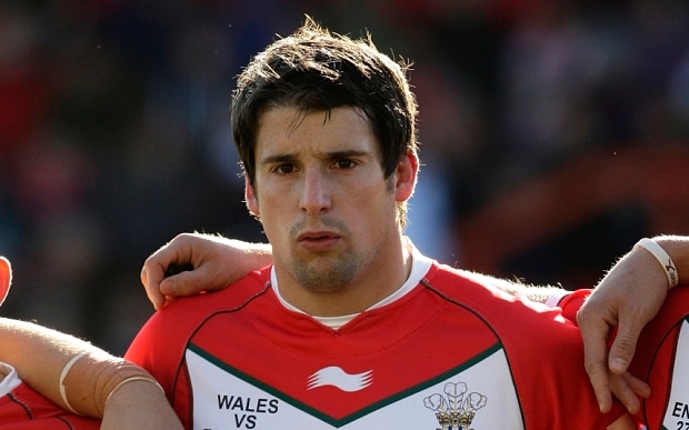 Danny Jones (rugby league) Danny Jones dies after heart attack during rugby league match