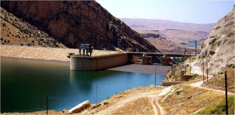 Darbandikhan Dam httpsuploadwikimediaorgwikipediacommons77