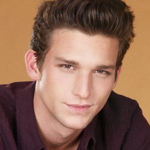 Daren Kagasoff Daren Kagasoff News Pictures Videos and More Mediamass