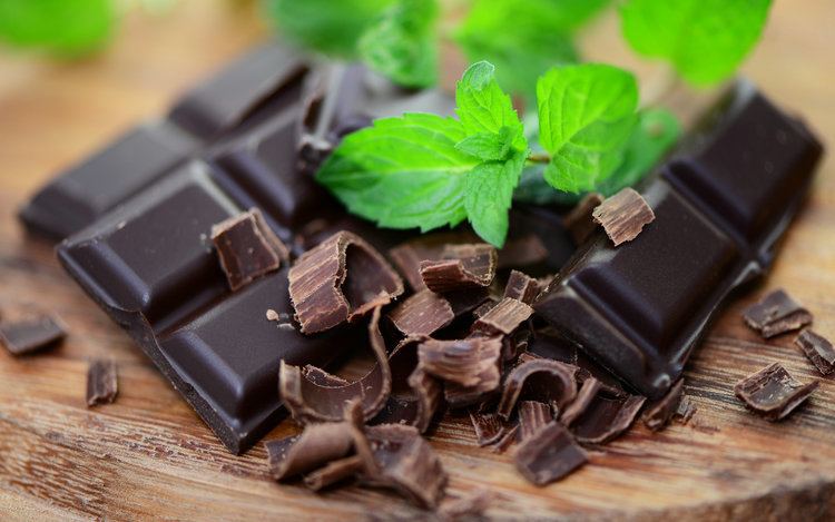 Dark chocolate The 12 Best Foods To Eat When You Are On Your Period Reduce Pain