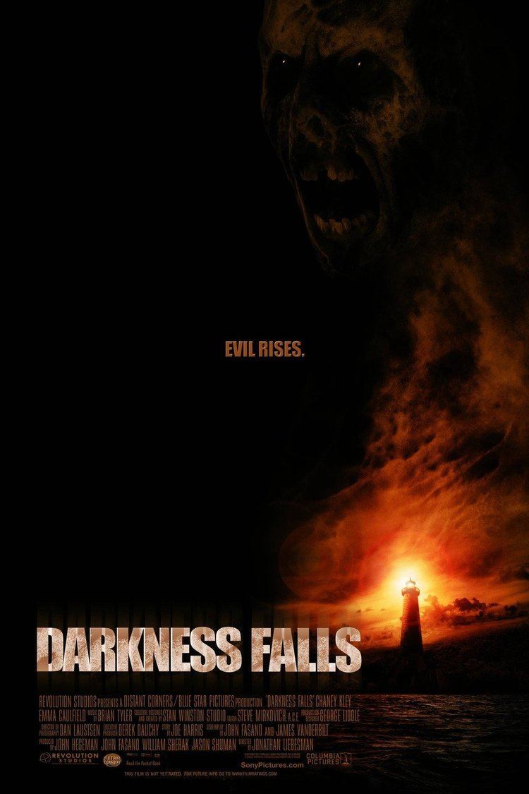 Darkness Falls (2003 film) wwwgstaticcomtvthumbmovieposters31184p31184