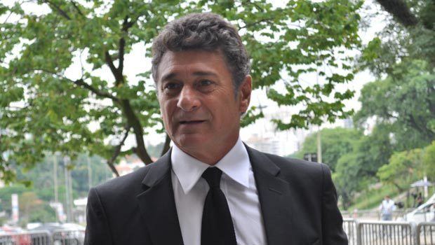 Dario Pereyra Vila Nova oficializa contratao do tcnico uruguaio Daro