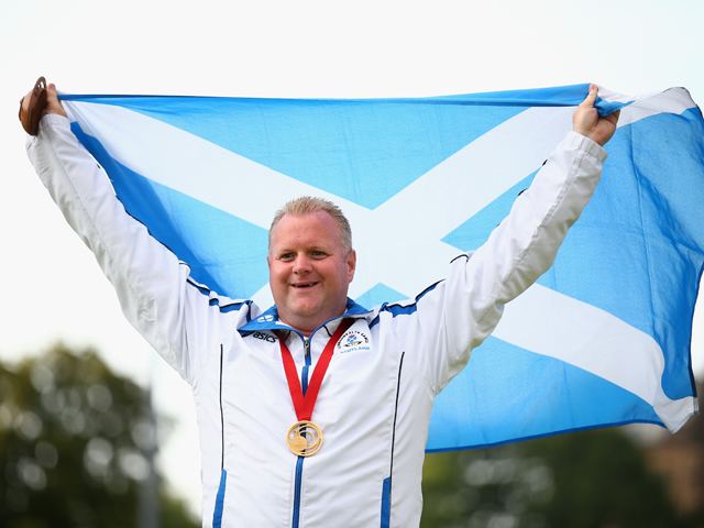 Darren Burnett Result Darren Burnett wins third lawn bowls gold of