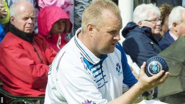 Darren Burnett BBC Sport Glasgow 2014 Scots bowler Darren Burnett