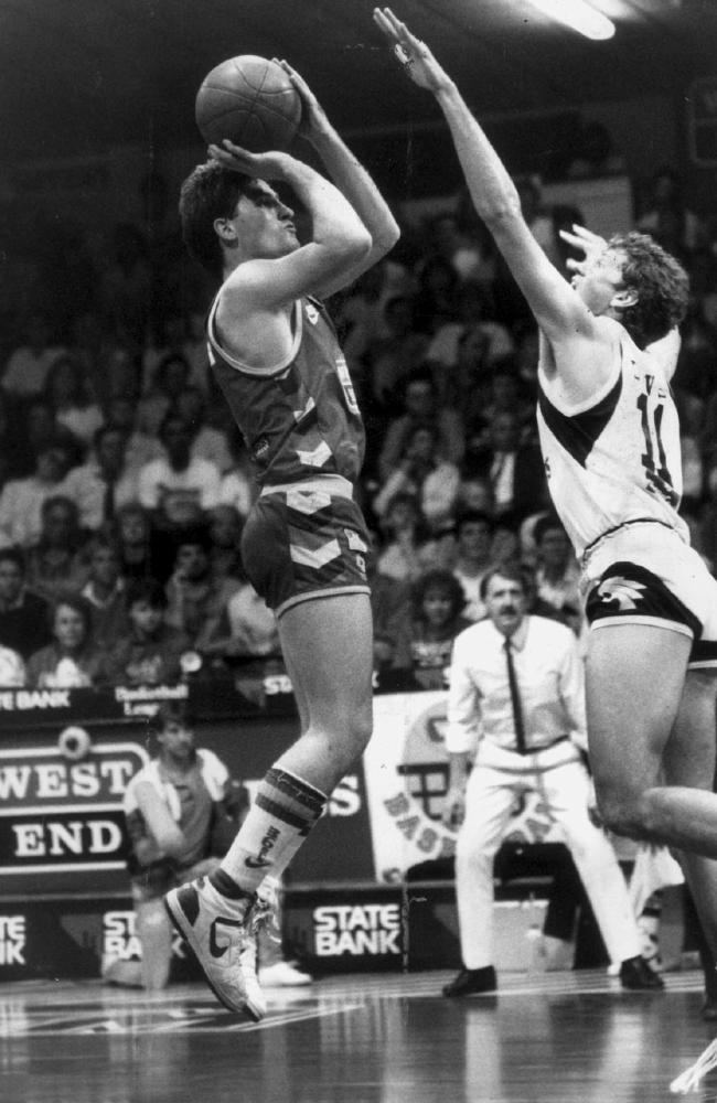 Darryl Pearce Adelaide 36ers to honour greats Al Green and Darryl Pearce by
