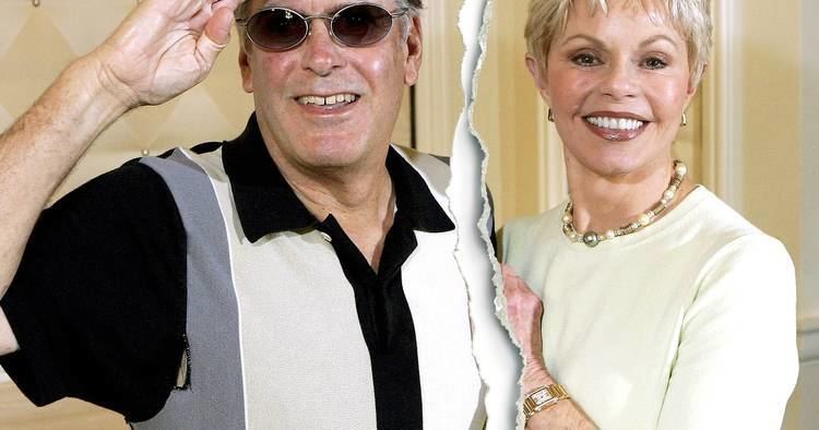 Daryl Dragon Captain and Tennille to Divorce After Nearly 40Year
