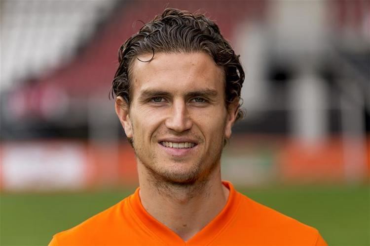 Daryl Janmaat Ronald de Boer compares Manchester United and Tottenham