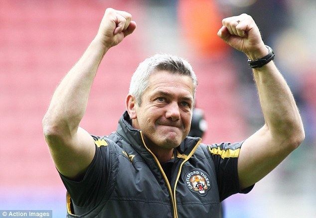 Daryl Powell Daryl Powell signs new fiveyear deal with Castleford