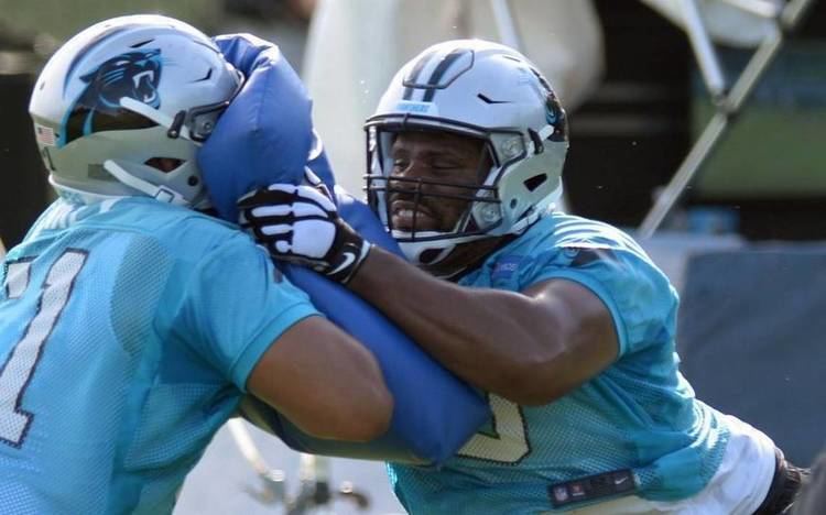 Daryl Williams (American football) NFL Carolina Panthers Daryl Williams quietly plugs away