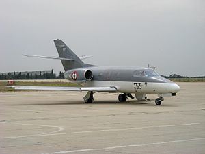 Dassault Falcon 10 httpsuploadwikimediaorgwikipediacommonsthu
