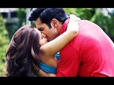 Dattha movie scenes Varun Dhawan Has Kissing Scene with Divya Dutta in Badlapur New Bollywood Movies News 2014