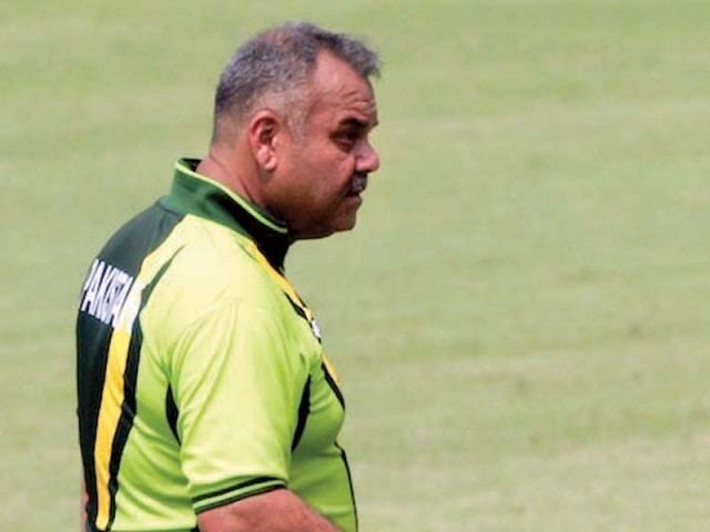 Dav Whatmore (Cricketer) playing cricket