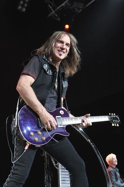 Dave Amato REO Speedwagon39s Dave Amato Checks in from Styx Nugent