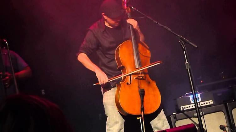 Dave Eggar Dave Eggar AMAZING Cello Solo into Thicket Phillip Phillips show