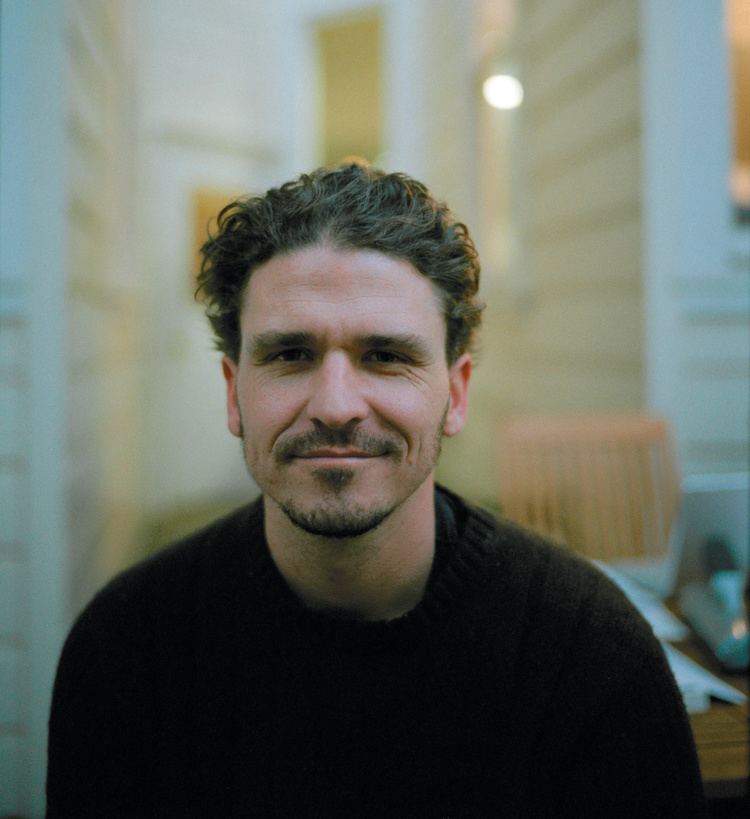 Dave Eggers Dave Eggers Abroad by Tim Parks The New York Review of Books